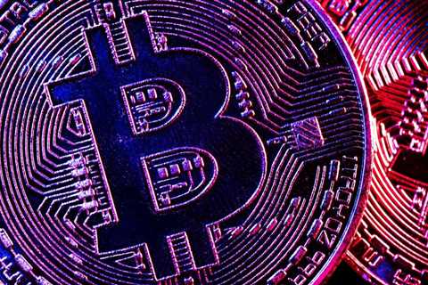 BTC Monthly Open In Focus After $584 Million Longs Liquidations